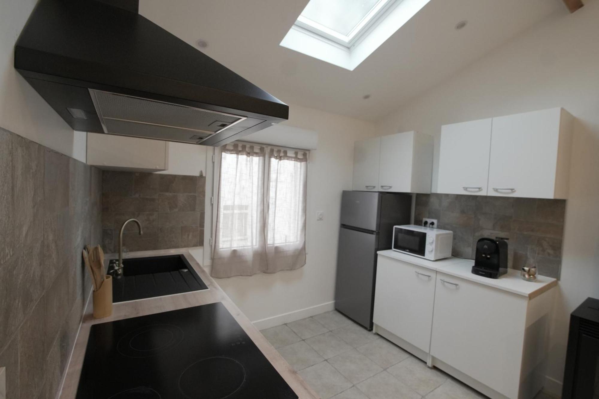 Apartment Serenity House 20 Min Paris, Parking Gratuit, Wifi *