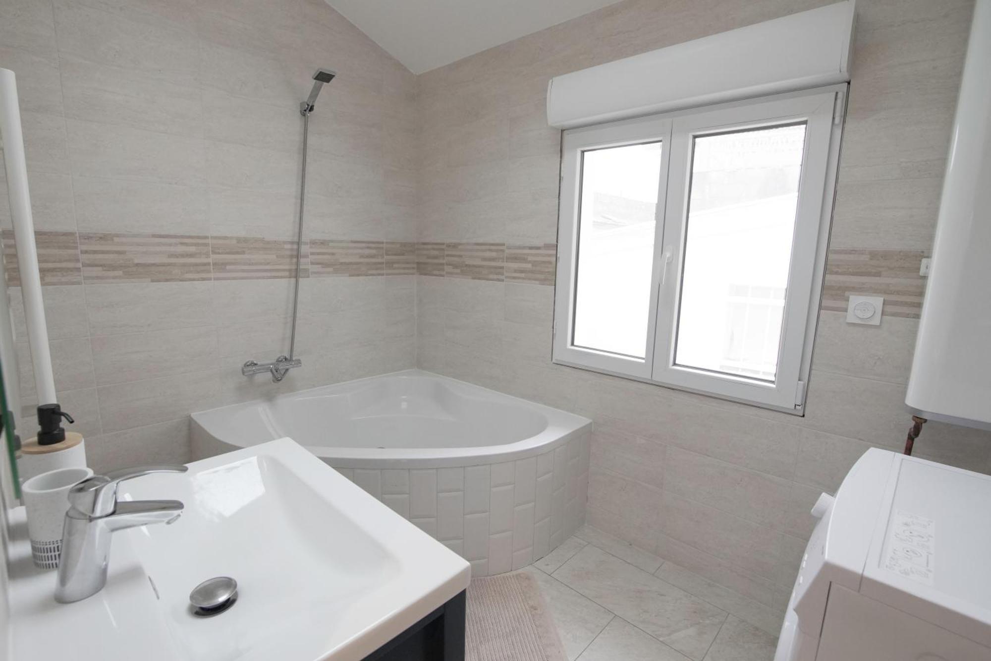 Apartment Serenity House 20 Min Paris, Parking Gratuit, Wifi *